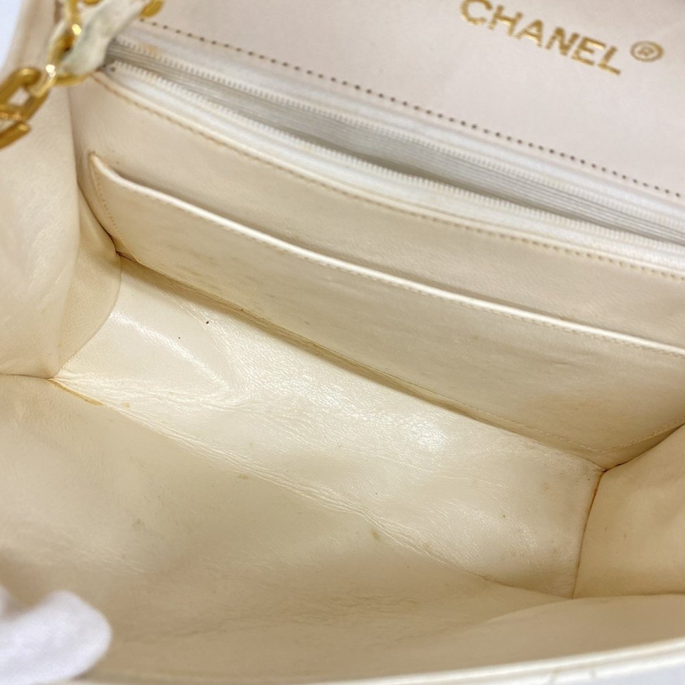 Chanel Shoulder Bag Matelasse Chain Decacoco Lambskin White Women's - Picture 4 of 12
